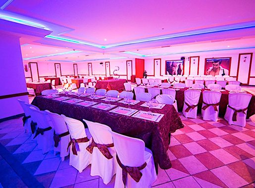 Sala Ayode Córdoba — cena con show y DJ